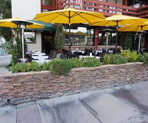 Al Dente Palm Springs Restaurant Patio